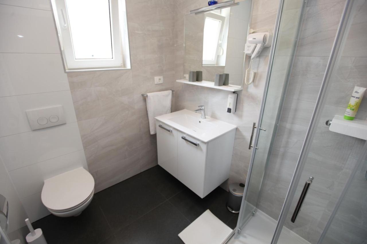 Apartmani Ive تروغير المظهر الخارجي الصورة