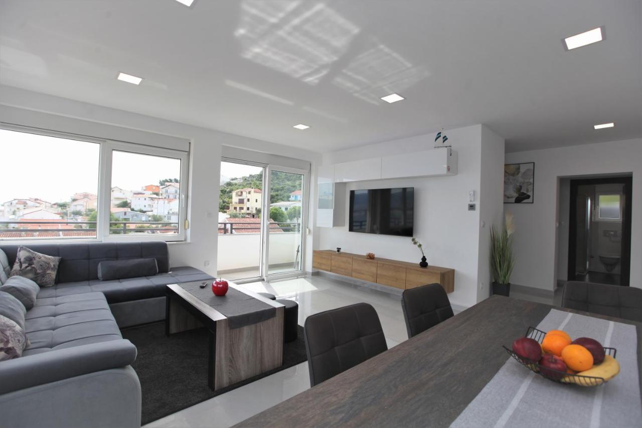 Apartmani Ive تروغير المظهر الخارجي الصورة