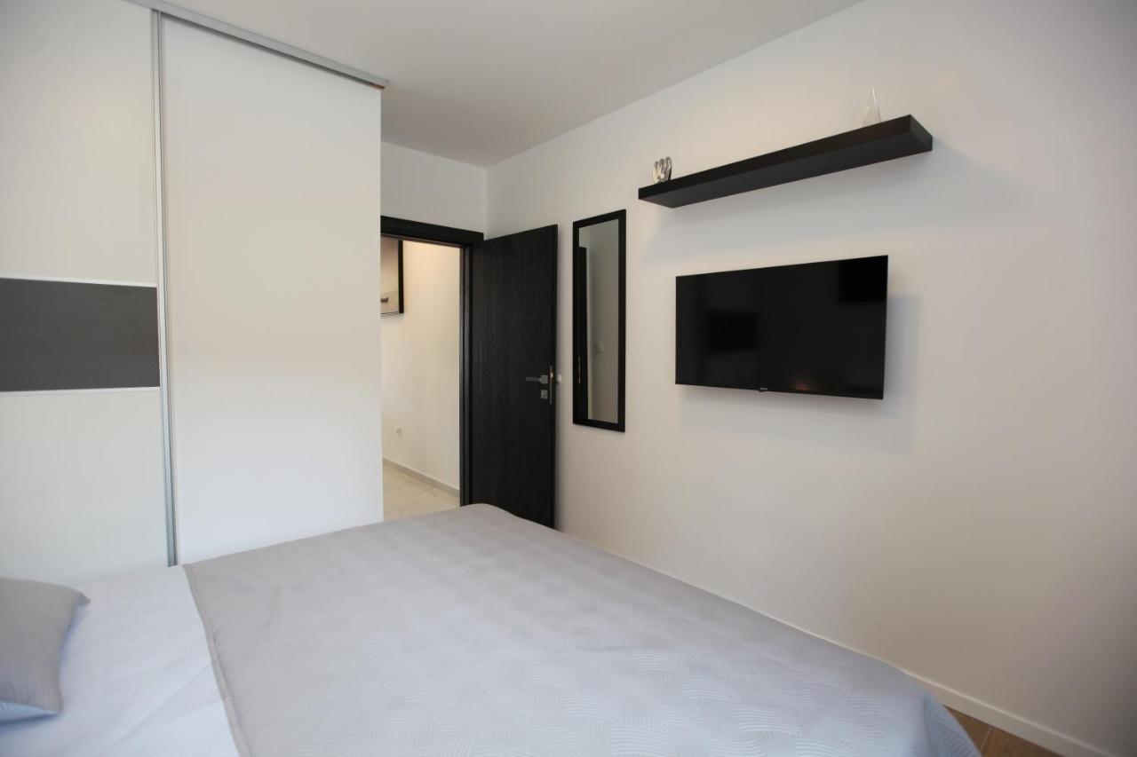 Apartmani Ive تروغير المظهر الخارجي الصورة