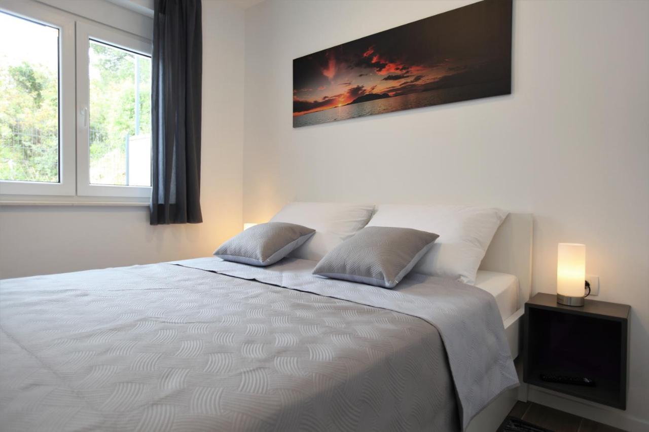 Apartmani Ive تروغير المظهر الخارجي الصورة